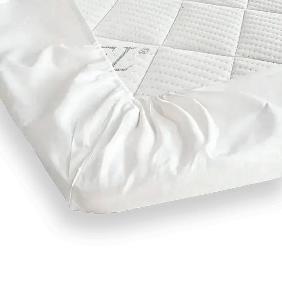 Familieseng-lagen-hvid-hjoerne