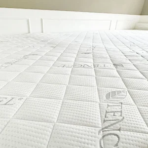 Væg til væg seng - specialtilpasset seng